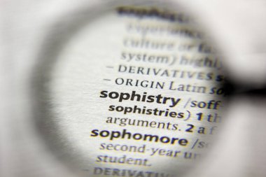 Sözlükteki sophistry sözcüğü veya tümceciği.