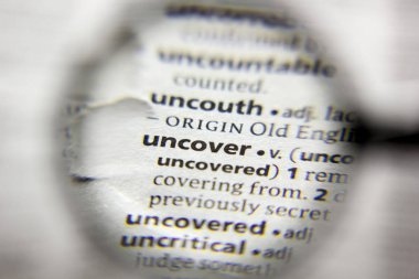 Sözlükte ortaya çıkarma sözcüğü veya tümceciği.