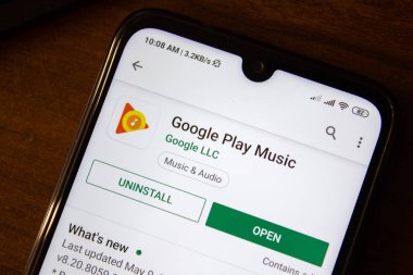 Ivanovsk, Rusya - 07 Temmuz 2019: Google Play Müzik uygulaması akıllı telefon veya tablet ekranında.
