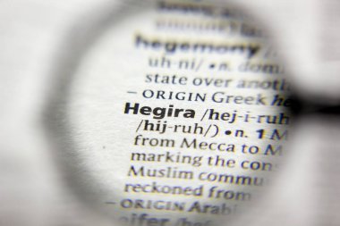 Sözlükte Hegira sözcüğü veya tümceciği.