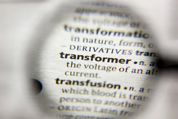 Слово или фраза Трансформер в словаре . — стоковое фото