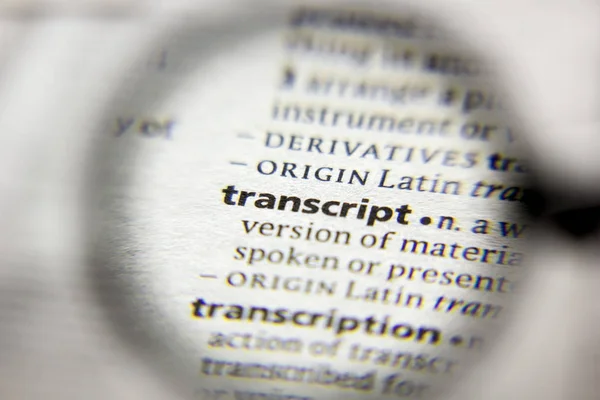 Het transcript van een woord of zinsdeel in een woordenboek. — Stockfoto
