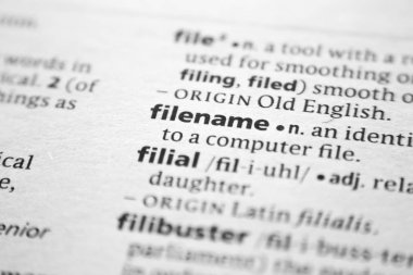 Sözlükteki sözcük veya tümcecik Dosya Adı.