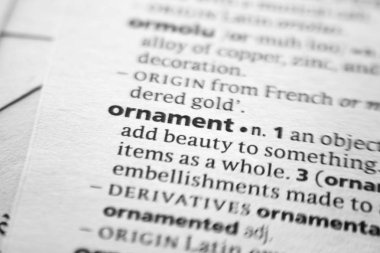 Sözlükte Sözcük veya tümcecik Süs.