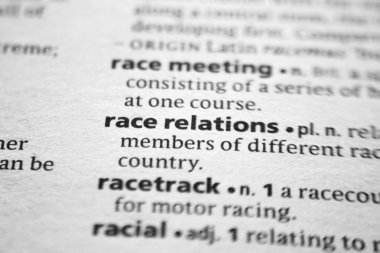 Sözlükteki Sözcük veya tümcecik Irk ilişkileri.