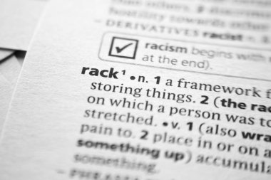 Sözlük içinde sözcük ya da ifade.