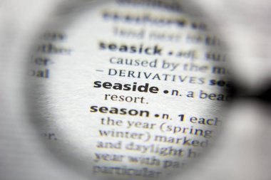 Sözlükte kelime veya ifade Seaside.