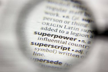 Sözlükteki sözcük veya tümcecik Süper güç.