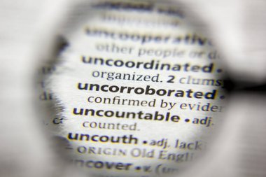 Sözlükte doğrulanmamış sözcük veya tümcecik.