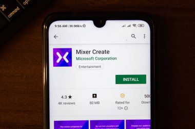 İvanovsk, Rusya-Temmuz 07, 2019: Mixer akıllı telefon veya tablet ekranında uygulama oluşturma.