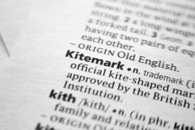 Sözlükteki sözcük veya tümcecik Kitemark.