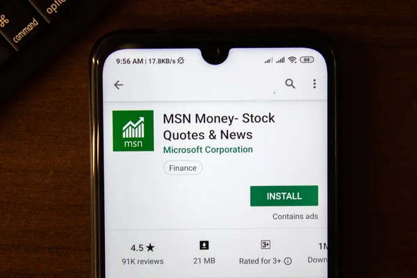 Ивановск, Россия - 07 июля 2019 года: MSN Money - Stock Quotes and News app on the display of smartphone or tablet. — стоковое фото