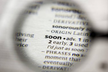 Sözlükteki sözcük veya tümcecik Yakında.