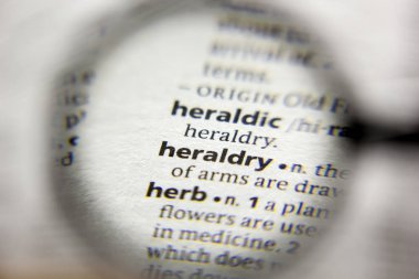 Sözlükte heraldry sözcüğü veya deyimi.