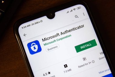İvanovsk, Rusya-07 Temmuz 2019: akıllı telefon veya tablet ekranında Microsoft Authenticator uygulaması.