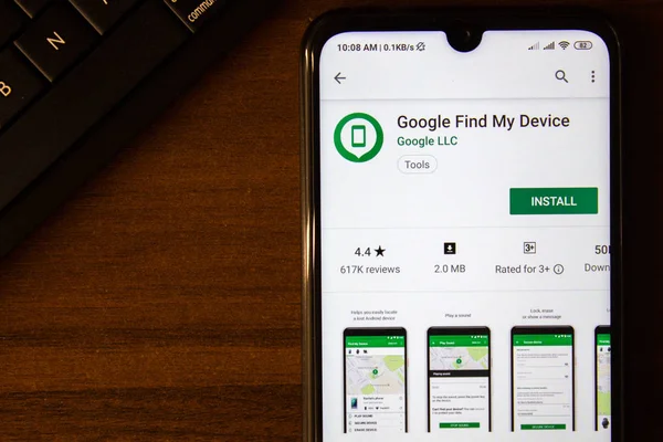 Ivanovsk, Russie - 07 juillet 2019 : Google Find My Device app sur l'écran du smartphone ou de la tablette . — Photo