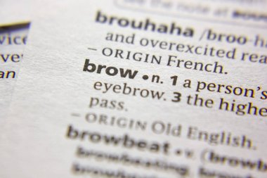 Sözlükteki sözcük veya tümcecik Kaş.