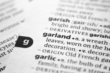 Sözlükte Kelpçe sözcük veya tümcecik.