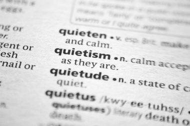 Sözlükte Sözcük veya tümcecik Sessizlik.