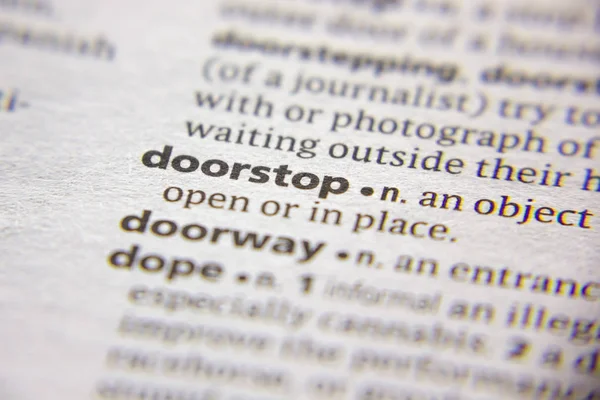 Sözlükte Word veya tümcecik Doorstop.