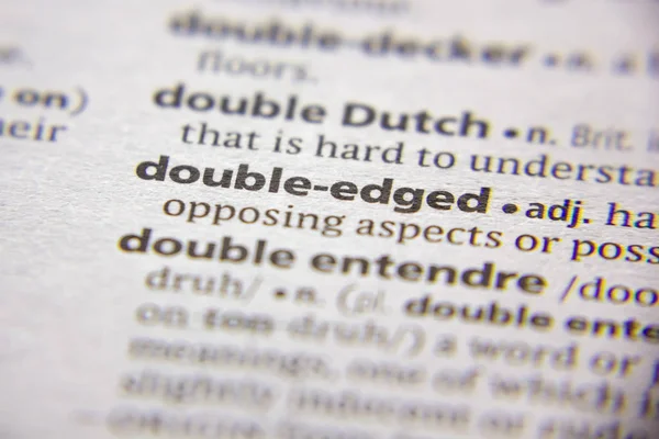 Sözlükte çift taraflı sözcük veya tümcecik.