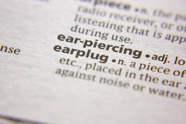 Sözlükte Word veya tümcecik Earplug.
