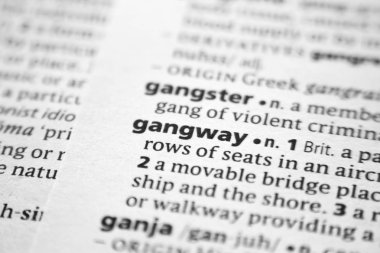 Sözlükte Gangway sözcüğü veya tümceciği.