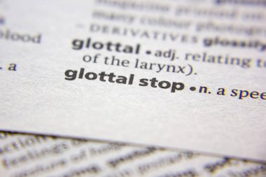 Sözlükte glottal durdurma sözcüğü veya tümceciği.