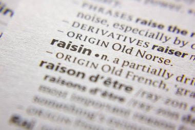 Sözlükte Kelime veya kelime Kuru üzüm.