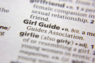 Sözlükte Kelime veya deyim Kız Kılavuzu.