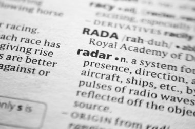 Sözlükteki sözcük veya tümcecik Radar.