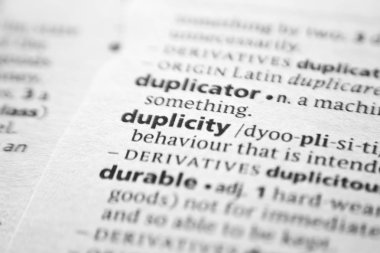 Sözlükte Sözcük veya tümcecik Duplicity.