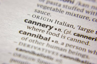 Sözlükteki kelime veya deyim Cannery.