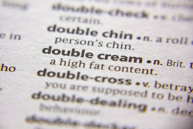 Sözlükte sözcük veya tümcecik Çift krem.