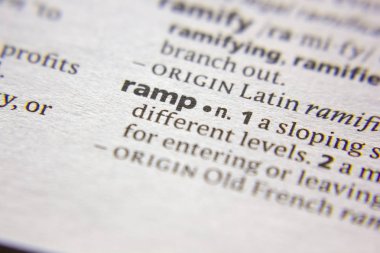 Sözlükte kelime veya cümle rampa.