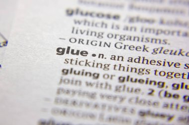 Sözlükteki sözcük veya tümcecik Tutkal.