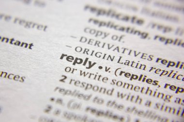 Kelime veya ifade bir sözlükte yanıtla.