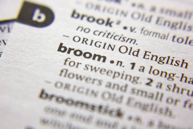 Kelime veya cümle bir sözlük süpürge.