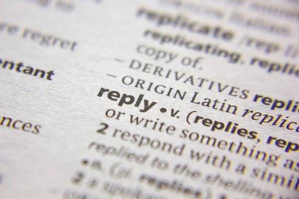 Kelime veya ifade bir sözlükte yanıtla.