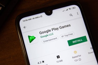 Ivanovsk, Rusya - 07 Temmuz 2019: Akıllı telefon veya tablet ekranında Google Play Games uygulaması.
