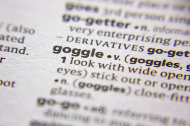 Kelime veya cümle bir sözlük içinde goggle.