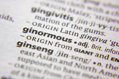 Sözlükte Ginormous sözcüğü veya tümceciği.