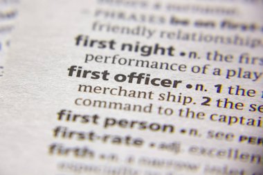 Kelime veya cümle bir sözlükte Ilk subay.