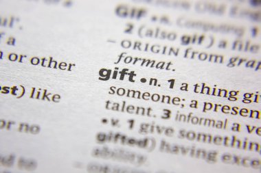 Sözlükteki sözcük veya tümcecik Hediye.