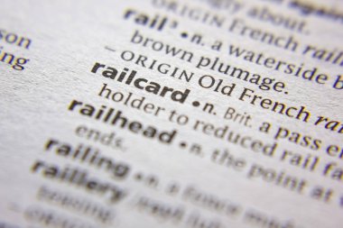 Sözlükteki sözcük veya tümcecik Railcard.