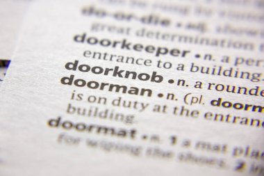 Sözlükte Sözcük veya tümcecik Doortob.