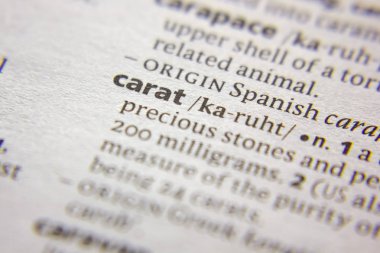 Sözlükte karat sözcüğü veya tümceciği.