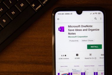 Ivanovsk, Rusya - 07 Temmuz 2019: Microsoft OneNote uygulaması akıllı telefon veya tablet ekranında.