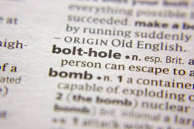 Sözlükteki sözcük veya tümcecik Cıvata deliği.