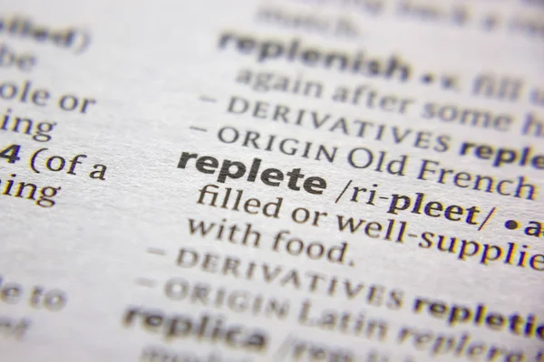 Kelime veya ifade bir sözlükte replete.